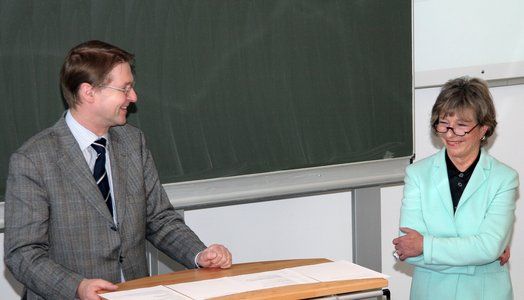 Prof. Perseke mit Eva Maria Roer