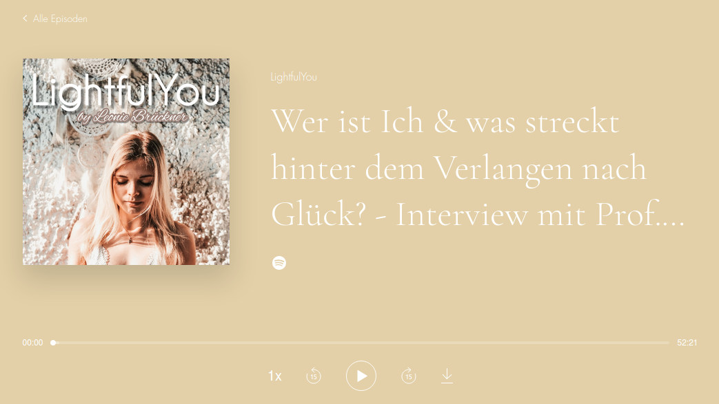 Albumcover für eine Podcastfolge mit dem Titel „Wer ist Ich & was steckt hinter dem Verlangen nach Glück? – Interview mit Prof...“ der Hochschule Coburg. Der beige Hintergrund zeigt das Bild einer Person mit langen Haaren, die nach unten schaut, mit subtil platzierten Streaming-Symbolen darunter.