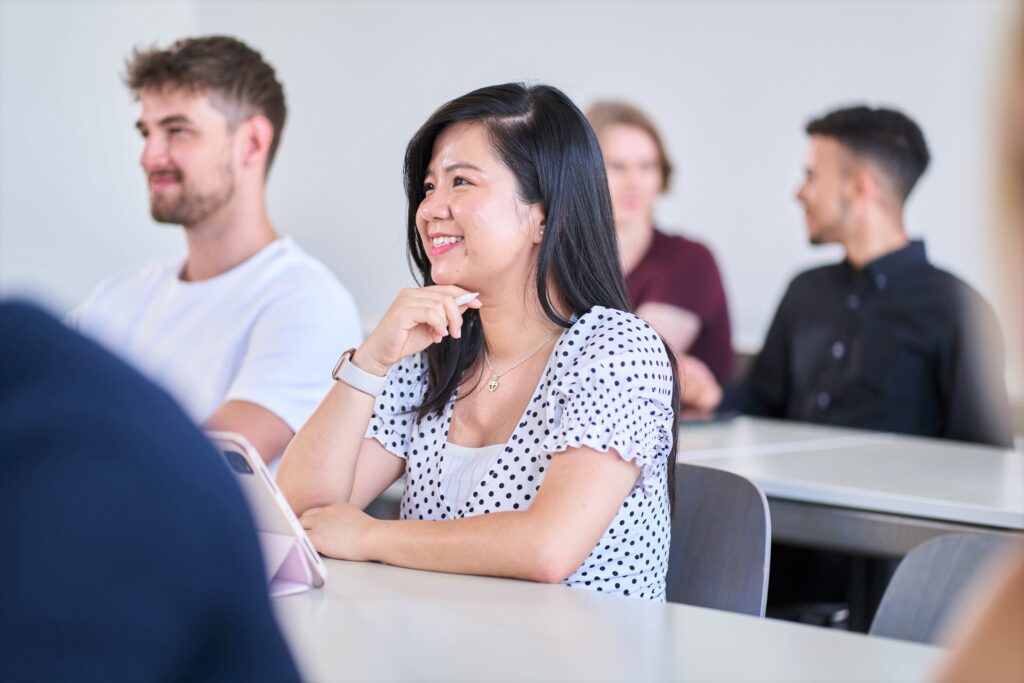 Studierende während einer Vorlesung